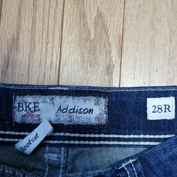 BKE ADDISON BOOT CUT JEANS 28R 6 REG LIKE NEW!! - Picture 4 of 5